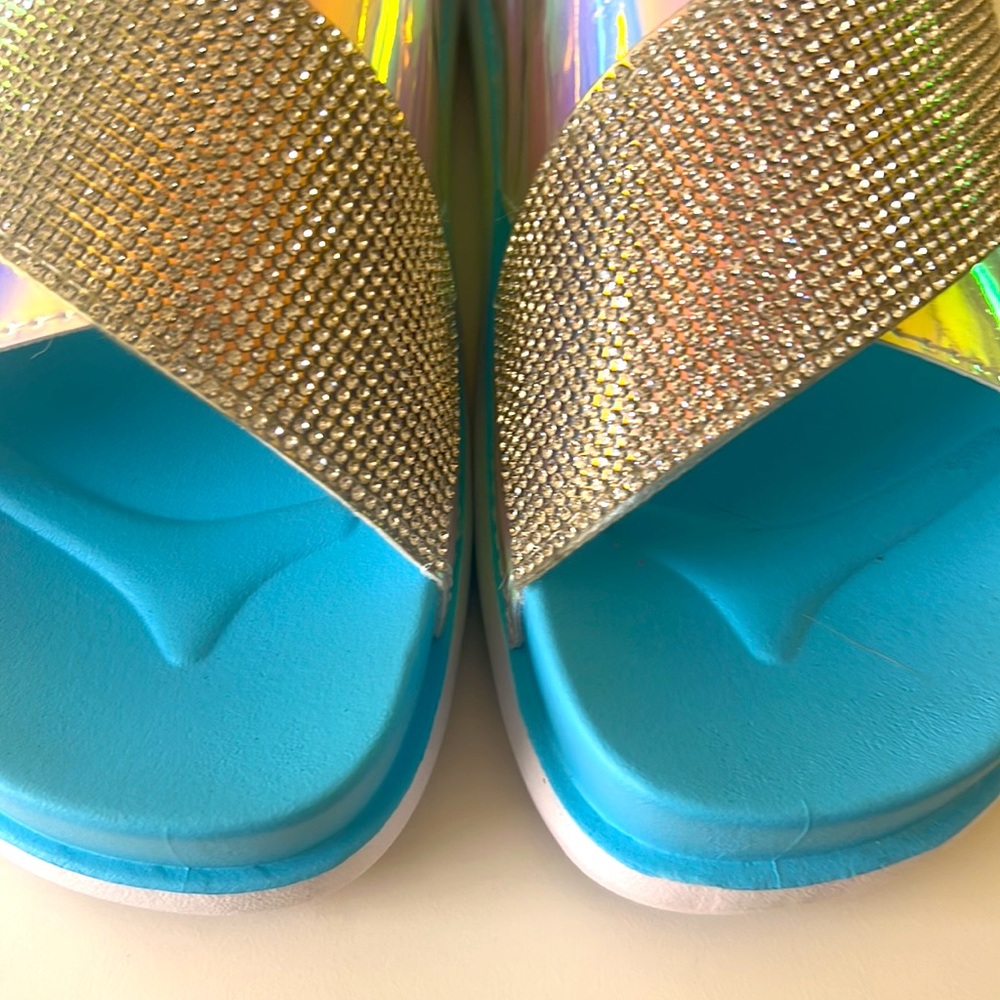 J. Mark New Turquoise Sandals, Crystal covered and Iridescent Straps. Size 9 - Picture 7 of 9